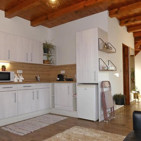 Csuecsoek Vendeghaz Apartment Eger Luaran gambar