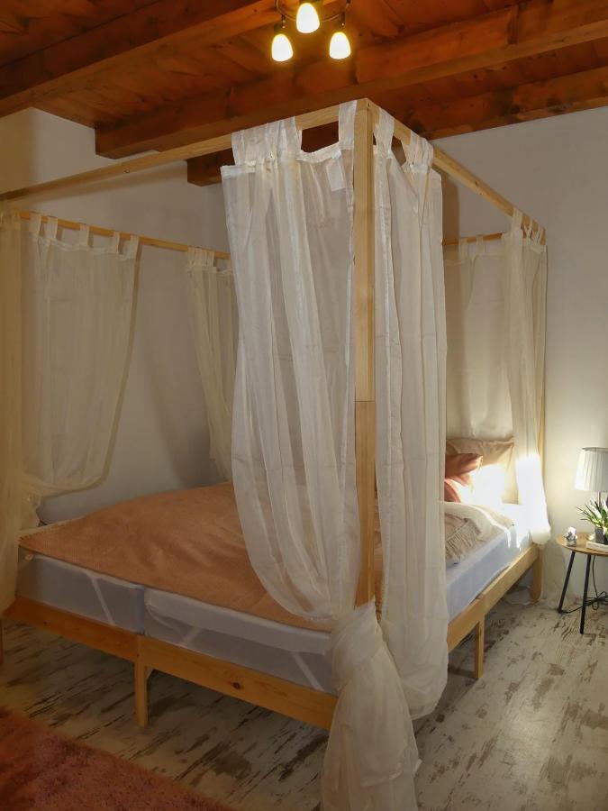 Csuecsoek Vendeghaz Apartment Eger Luaran gambar