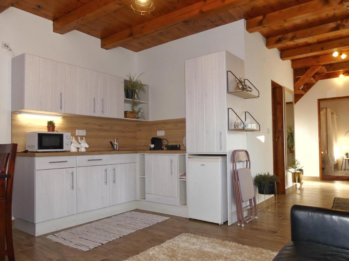 Csuecsoek Vendeghaz Apartment Eger Luaran gambar